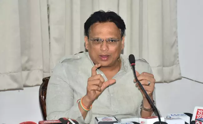 ಕಲಬುರಗಿ | ಕೆಕೆಆರ್ಡಿಬಿ ಮಂಡಳಿಯ 5,000 ಕೋಟಿ ರೂ. ಮೊತ್ತದ ಕ್ರಿಯಾ ಯೋಜನೆಗೆ ಒಪ್ಪಿಗೆ : ಶಾಸಕ ಡಾ.ಅಜಯ್ ಸಿಂಗ್ ಕಲಬುರಗಿ | ಕೆಕೆಆರ್ಡಿಬಿ ಮಂಡಳಿಯ 5,000 ಕೋಟಿ ರೂ. ಮೊತ್ತದ ಕ್ರಿಯಾ ಯೋಜನೆಗೆ ಒಪ್ಪಿಗೆ : ಶಾಸಕ ಡಾ.ಅಜಯ್ ಸಿಂಗ್