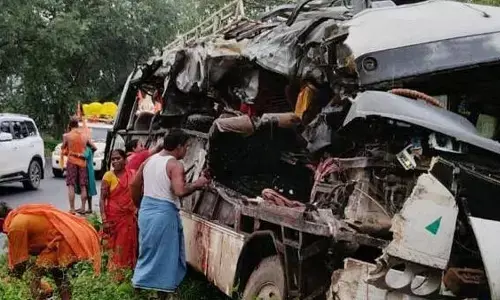 ಜಾರ್ಖಂಡ್ ನಲ್ಲಿ ಬಸ್ ಹಾಗೂ ಟ್ರಕ್ ನಡುವೆ ಭೀಕರ ಅಪಘಾತ: 6 ಕನ್ವರಿಯಾಗಳು  ಮೃತ್ಯು, 24 ಮಂದಿಗೆ ಗಾಯ