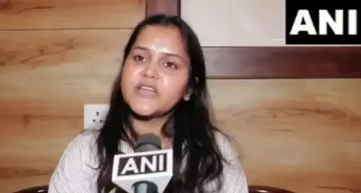 ಪಹಲ್ಗಾಮ್ ದಾಳಿಯಲ್ಲಿ ಮೃತಪಟ್ಟವರ ಬಗ್ಗೆ ಪ್ರಧಾನಿ ಉಲ್ಲೇಖಿಸಿಲ್ಲ : ಸಂಸತ್ತಿನಲ್ಲಿ ಮೋದಿ ಭಾಷಣದ ಬಗ್ಗೆ ಅಸಮಾಧಾನ ವ್ಯಕ್ತಪಡಿಸಿದ ಸಂತ್ರಸ್ತನ ಪತ್ನಿ ಪಹಲ್ಗಾಮ್ ದಾಳಿಯಲ್ಲಿ ಮೃತಪಟ್ಟವರ ಬಗ್ಗೆ ಪ್ರಧಾನಿ ಉಲ್ಲೇಖಿಸಿಲ್ಲ : ಸಂಸತ್ತಿನಲ್ಲಿ ಮೋದಿ ಭಾಷಣದ ಬಗ್ಗೆ ಅಸಮಾಧಾನ ವ್ಯಕ್ತಪಡಿಸಿದ ಸಂತ್ರಸ್ತನ ಪತ್ನಿ