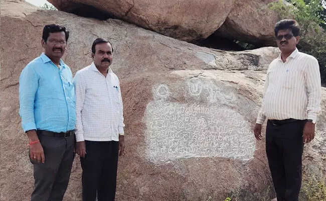 ಕನಕಗಿರಿ ಇತಿಹಾಸದ ಮೇಲೆ ಹೊಸ ಬೆಳಕು ಚೆಲ್ಲಿದ ಕೋಲಕಾರ