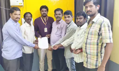 ಸುರಪುರ | ರಂಗಂಪೇಟೆ ವೀರಶೈವ ಕಲ್ಯಾಣ ಮಂಟಪ ಬಳಿ ಬಸ್ ನಿಲುಗಡೆಗೆ ಮನವಿ