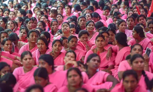 ಅಂಗನವಾಡಿ ಕಾರ್ಯಕರ್ತೆಯರ ಗೌರವ ಧನ ಹೆಚ್ಚಿಸುವ ಯಾವುದೇ ಪ್ರಸ್ತಾವವಿಲ್ಲ: ಕೇಂದ್ರ ಸರಕಾರ