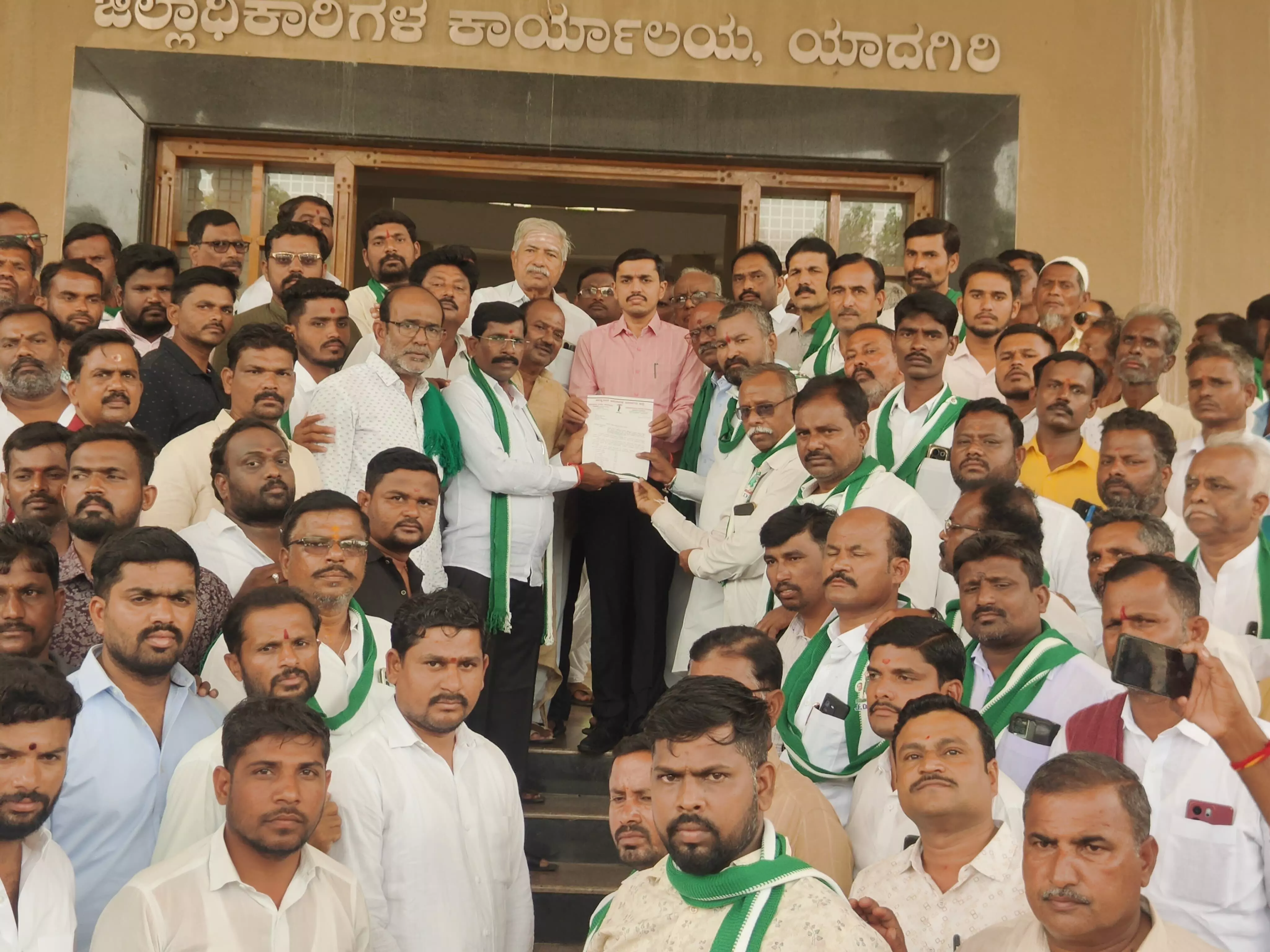 ಯಾದಗಿರಿ | ರಸಗೊಬ್ಬರ ಕೊರತೆ: ರಾಜ್ಯ ಸರ್ಕಾರದ ವಿರುದ್ಧ ಜೆಡಿಎಸ್ ಪ್ರತಿಭಟನೆ