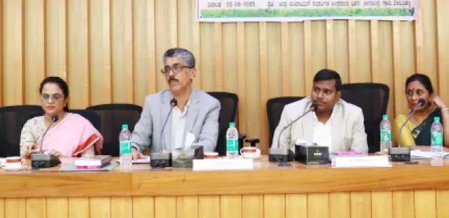 ಆರ್ಟಿಐ ಮಾಹಿತಿ ಕೊಡದಿದ್ದರೆ ಅಧಿಕಾರಿಗೆ ದಂಡ : ಹರೀಶ್ ಕುಮಾರ್ ಆರ್ಟಿಐ ಮಾಹಿತಿ ಕೊಡದಿದ್ದರೆ ಅಧಿಕಾರಿಗೆ ದಂಡ : ಹರೀಶ್ ಕುಮಾರ್