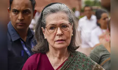 ಬಿಜೆಪಿ ಆಳ್ವಿಕೆಯಲ್ಲಿ ಸಂವಿಧಾನವು ದಿಗ್ಬಂಧನಕ್ಕೊಳಗಾಗಿದೆ: ಸೋನಿಯಾ ಗಾಂಧಿ ಆಕ್ರೋಶ