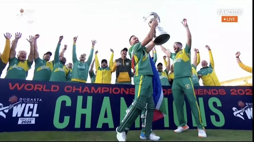 ದಕ್ಷಿಣ ಆಫ್ರಿಕಾ ಚಾಂಪಿಯನ್ಸ್ ತಂಡಕ್ಕೆ ಡಬ್ಲ್ಯುಸಿಎಲ್ ಪ್ರಶಸ್ತಿ ದಕ್ಷಿಣ ಆಫ್ರಿಕಾ ಚಾಂಪಿಯನ್ಸ್ ತಂಡಕ್ಕೆ ಡಬ್ಲ್ಯುಸಿಎಲ್ ಪ್ರಶಸ್ತಿ