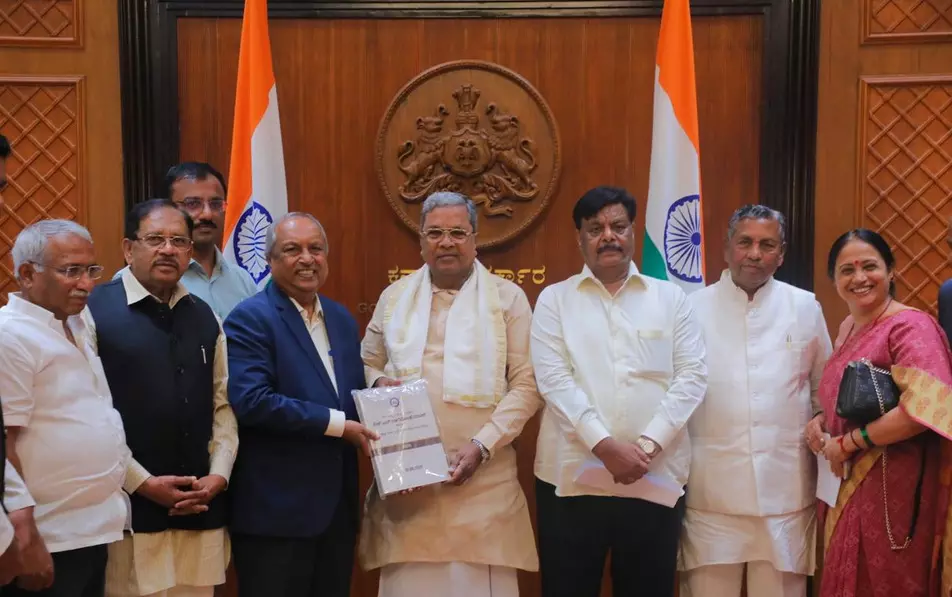 ಪರಿಶಿಷ್ಟರ ಒಳಮೀಸಲಾತಿ  | 1,766 ಪುಟಗಳ ಅಂತಿಮ ವರದಿ ಸರಕಾರಕ್ಕೆ ಸಲ್ಲಿಸಿದ ನ್ಯಾ.ನಾಗಮೋಹನ್ ದಾಸ್ ಆಯೋಗ