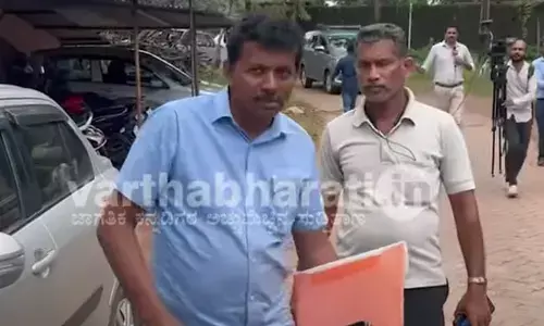 ಧರ್ಮಸ್ಥಳ: ಎಸ್ಐಟಿ ಕಚೇರಿಗೆ ಬಂದು ತಲುಪಿದ ದೂರುದಾರ ಜಯಂತ್