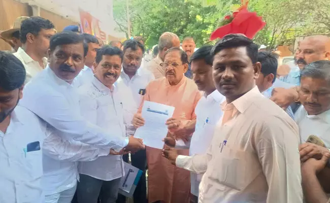 ಸುರಪುರ |ದಲಿತ ಸಂಘಟನೆಗಳ ಒಕ್ಕೂಟದಿಂದ ಗೃಹ ಸಚಿವರಿಗೆ ಮನವಿ