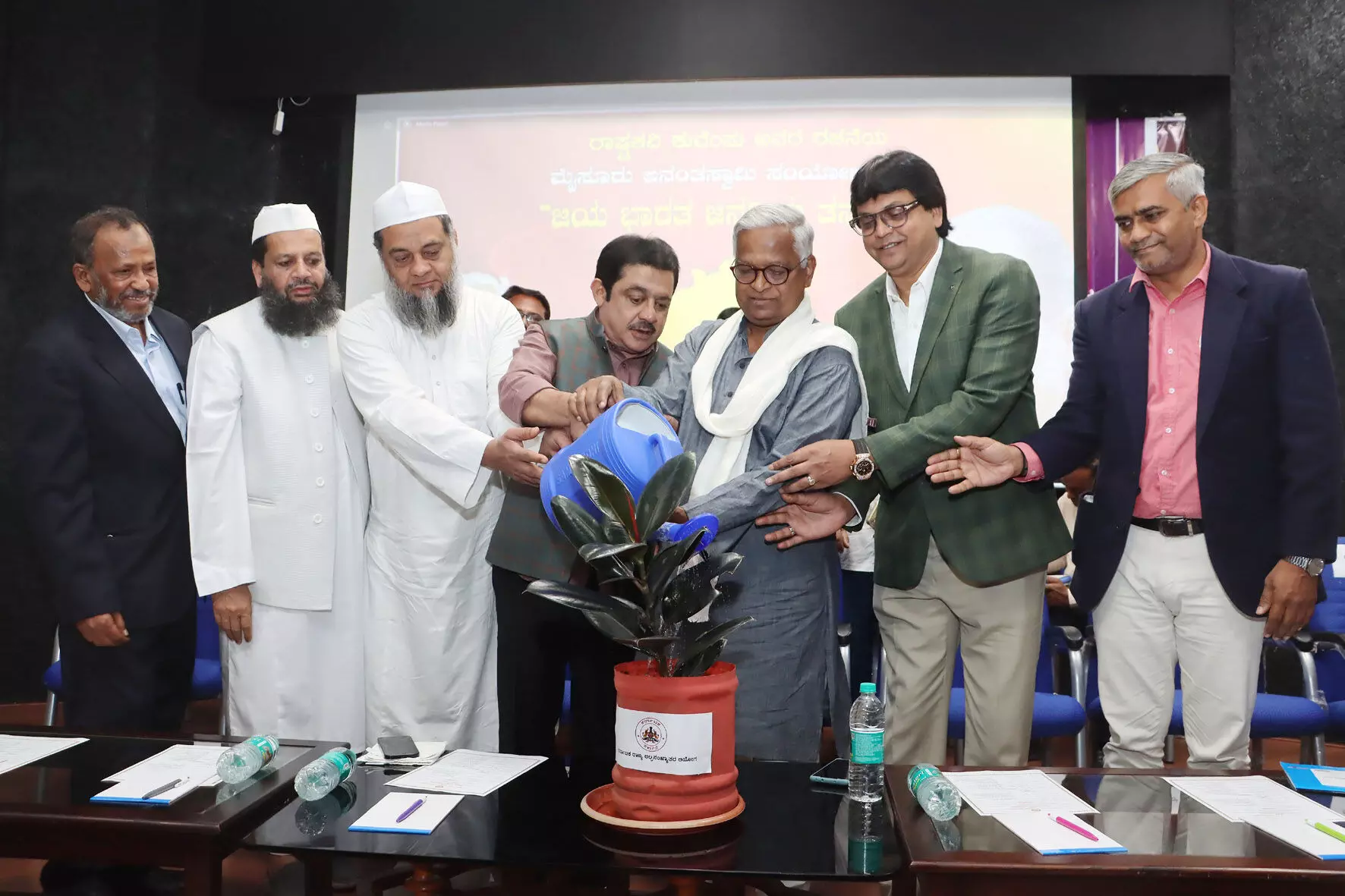 ಕನ್ನಡ ಮತ್ತು ಸಂಸ್ಕೃತಿ ಇಲಾಖೆ ಅಡಿಯಲ್ಲಿಯೇ ‘ಉರ್ದು ಅಕಾಡೆಮಿ’: ಸಚಿವ ಝಮೀರ್ ಅಹ್ಮದ್ ಖಾನ್