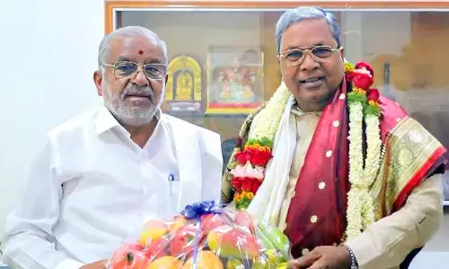 ಸಿಎಂ ಸಿದ್ದರಾಮಯ್ಯ ಅವರನ್ನು ಭೇಟಿಯಾದ ಜೆಡಿಎಸ್‍ ನಾಯಕ ಜಿ.ಟಿ.ದೇವೇಗೌಡ