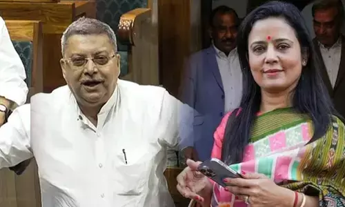 ಮಹುವಾ ಮೊಯಿತ್ರಾರನ್ನು ಬೆಂಬಲಿಸಿದ್ದಕ್ಕೆ ದೇಶದ ಕ್ಷಮೆ ಯಾಚಿಸಿದ ಟಿಎಂಸಿ ಸಂಸದ ಕಲ್ಯಾಣ್ ಬ್ಯಾನರ್ಜಿ!