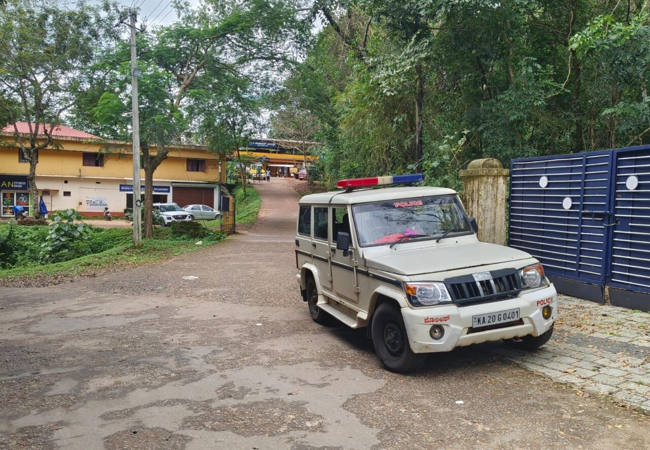 ಧರ್ಮಸ್ಥಳ: ಗ್ರಾಮ ಪಂಚಾಯತ್‌ನಿಂದ ದಾಖಲೆಗಳನ್ನು ಪಡೆದುಕೊಂಡ ಎಸ್‌ಐಟಿ ತಂಡ