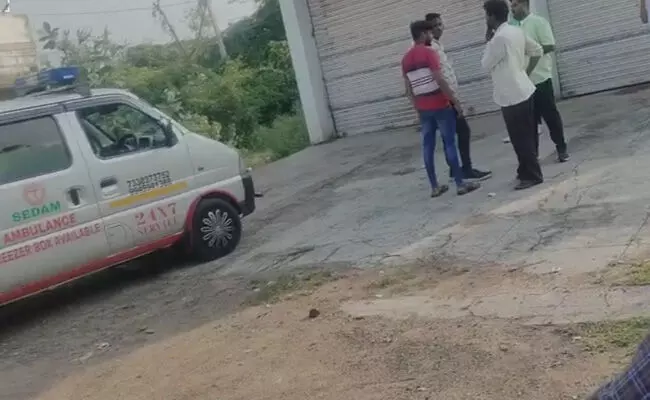 ಕಲಬುರಗಿ| ಕುಡಿತದ ಚಟ ಬಿಡಿಸಲು ನೀಡಿದ ನಾಟಿ ಔಷಧ ಸೇವಿಸಿ ಮೂವರು ಮೃತ್ಯು; ಓರ್ವನ ಸ್ಥಿತಿ ಗಂಭೀರ