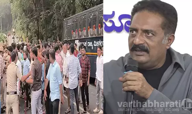 ಧರ್ಮಸ್ಥಳದಲ್ಲಿ ಯೂಟ್ಯೂಬರ್ಗಳ ಮೇಲೆ ಹಲ್ಲೆ; ನಟ ಪ್ರಕಾಶ್ ರಾಜ್ ತೀವ್ರ ಖಂಡನೆ, ಕ್ರಮಕ್ಕೆ ಆಗ್ರಹ ಧರ್ಮಸ್ಥಳದಲ್ಲಿ ಯೂಟ್ಯೂಬರ್ಗಳ ಮೇಲೆ ಹಲ್ಲೆ; ನಟ ಪ್ರಕಾಶ್ ರಾಜ್ ತೀವ್ರ ಖಂಡನೆ, ಕ್ರಮಕ್ಕೆ ಆಗ್ರಹ