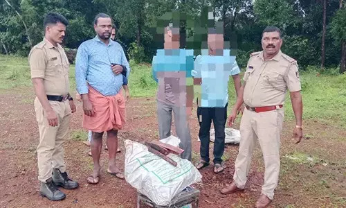 ಕಾರ್ಕಳ|ಶ್ರೀಗಂಧದ ಮರ ಕಳ್ಳತನ ಪ್ರಕರಣ: ಸೊತ್ತು ಸಹಿತ ಮೂವರ ಬಂಧನ