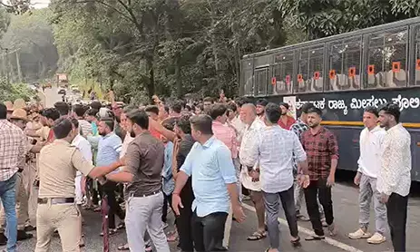 ಧರ್ಮಸ್ಥಳ ದೂರು| ಧರ್ಮಸ್ಥಳದಲ್ಲಿ ಯೂಟ್ಯೂಬರ್‌ ಗಳ ಮೇಲೆ ಮಾರಣಾಂತಿಕ ಹಲ್ಲೆ; ಇಬ್ಬರಿಗೆ ಗಂಭೀರ ಗಾಯ