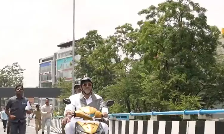 ಡಿ.ಕೆ.ಶಿವಕುಮಾರ್ ಓಡಿಸಿದ್ದ ಸ್ಕೂಟರ್‌ ಮೇಲಿನ 18,500 ದಂಡ ಬಾಕಿ ವಸೂಲಿ