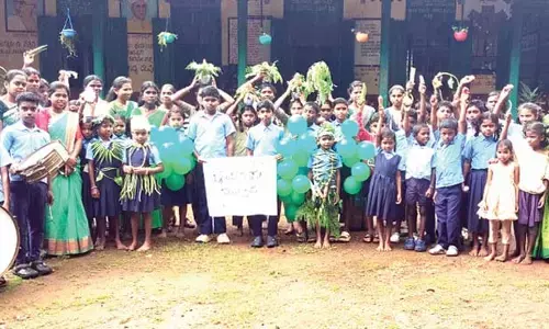 ಶಾಲೆಯಿಂದ ದೂರ ಉಳಿದಿದ್ದ ಮಕ್ಕಳು ಈಗ ತಪ್ಪದೇ ಹಾಜರು: ಶಿಕ್ಷಕರ ಕಾಳಜಿಗೆ ಗ್ರಾಮಸ್ಥರ ವ್ಯಾಪಕ ಮೆಚ್ಚುಗೆ