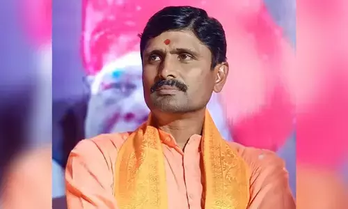 ಕಲಬುರಗಿ| ಕೇಂದ್ರೀಯ ವಿವಿಯಲ್ಲಿ ಅನಧಿಕೃತ ಗೋರಿ ನಿರ್ಮಾಣ ಎಂದು ಆಧಾರರಹಿತ ಹೇಳಿಕೆ: ಆಂದೋಲಾಶ್ರೀ ವಿರುದ್ಧ ಎಫ್ಐಆರ್ ದಾಖಲು