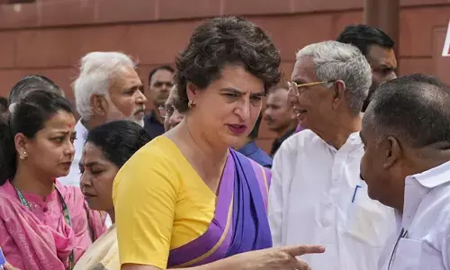 ಮತಗಳ್ಳತನ | ಚುನಾವಣಾ ಆಯೋಗಕ್ಕೆ ಪ್ರಿಯಾಂಕಾ ಗಾಂಧಿ ತರಾಟೆ