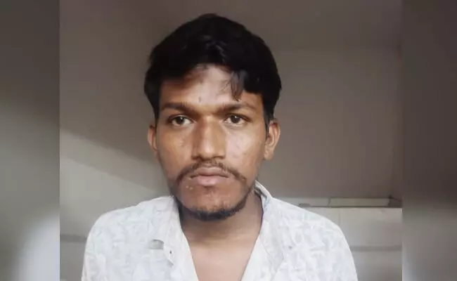 ಕಲಬುರಗಿ| ಕಳ್ಳತನ ಪ್ರಕರಣ : ಆರೋಪಿಯ ಬಂಧನ, 10 ಬೈಕ್ ವಶ ಕಲಬುರಗಿ| ಕಳ್ಳತನ ಪ್ರಕರಣ : ಆರೋಪಿಯ ಬಂಧನ, 10 ಬೈಕ್ ವಶ