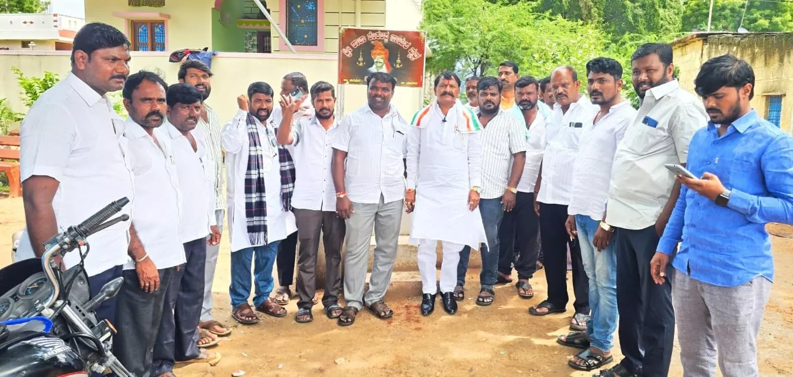 ಸುರಪುರ | ಆ.13 ರಂದು ನಕಲಿ ಜಾತಿ ಪ್ರಮಾಣ ಪತ್ರದ ವಿರುದ್ಧ ಬೃಹತ್ ಪ್ರತಿಭಟನೆ : ರಮೇಶ ದೊರೆ