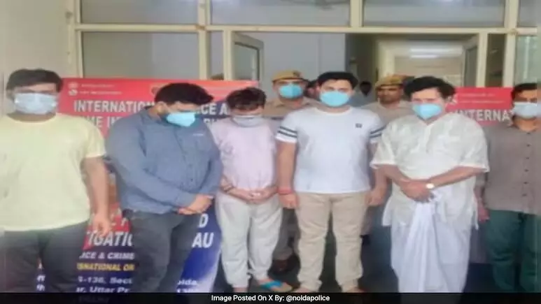 ಉತ್ತರ ಪ್ರದೇಶ | ನಕಲಿ ಪೊಲೀಸ್ ಠಾಣೆ ತೆರೆದು ವಂಚನೆ : 6 ಮಂದಿ ಆರೋಪಿಗಳ ಬಂಧನ ಉತ್ತರ ಪ್ರದೇಶ | ನಕಲಿ ಪೊಲೀಸ್ ಠಾಣೆ ತೆರೆದು ವಂಚನೆ : 6 ಮಂದಿ ಆರೋಪಿಗಳ ಬಂಧನ