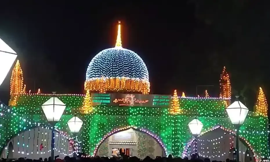 ರಾಯಚೂರು | ಶಮ್ಸ್ ಎ ಆಲಂ ಹುಸೇನಿ ಉರೂಸ್‌ಗೆ ಅದ್ಧೂರಿ ಚಾಲನೆ