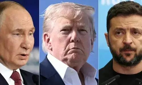 ಅಲಾಸ್ಕಾದಲ್ಲಿ ಪುಟಿನ್, ಝೆಲೆನ್ಸ್ಕಿ ಜೊತೆ ತ್ರಿಪಕ್ಷೀಯ ಮಾತುಕತೆಗೆ ಟ್ರಂಪ್ ಒಲವು: ವರದಿ