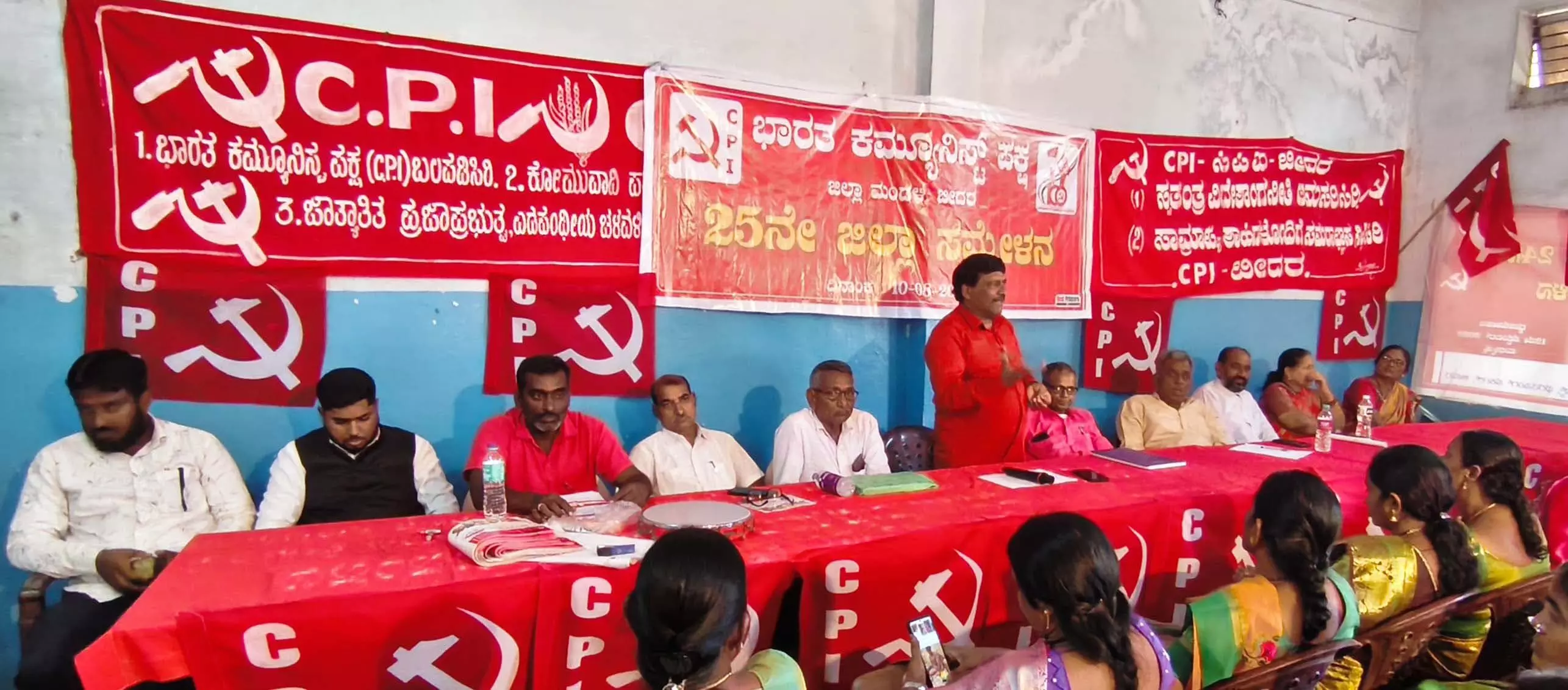 ಬೀದರ್ | ಕೋಮುಗಲಭೆಗೆ ಪ್ರಚೋದಿಸುವ ಆರೆಸೆಸ್ಸ್‌, ಬಿಜೆಪಿ ವಿರುದ್ಧ ಒಗ್ಗಟ್ಟಾಗಿ ಹೋರಾಡಬೇಕು : ಬಾಬುರಾವ್ ಹೊನ್ನಾ