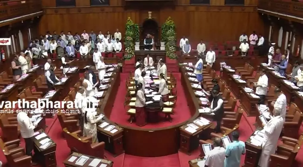 ‘ವಿದ್ಯಾರ್ಥಿಗಳಿಂದ ಶೌಚಾಲಯ ಸ್ವಚ್ಛತೆ’ ಪರಿಷತ್‍ನಲ್ಲಿ ಗಂಭೀರ ಚರ್ಚೆ