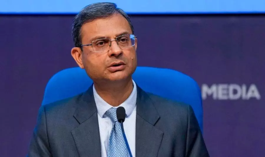 ಉಳಿತಾಯ ಖಾತೆಗಳಲ್ಲಿ ಕನಿಷ್ಠ ಮೊತ್ತ ನಿಗದಿ ಬ್ಯಾಂಕುಗಳ ವಿವೇಚನೆಗೆ ಬಿಟ್ಟಿದ್ದು: ಆರ್‌ಬಿಐ ಗವರ್ನರ್ ಮಲ್ಹೋತ್ರಾ