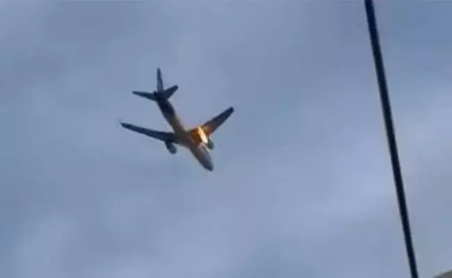 ಚೆನ್ನೈಗೆ ಆಗಮಿಸುತ್ತಿದ್ದ ಸರಕು ವಿಮಾನದ ಎಂಜಿನ್‌ ನಲ್ಲಿ ಬೆಂಕಿ