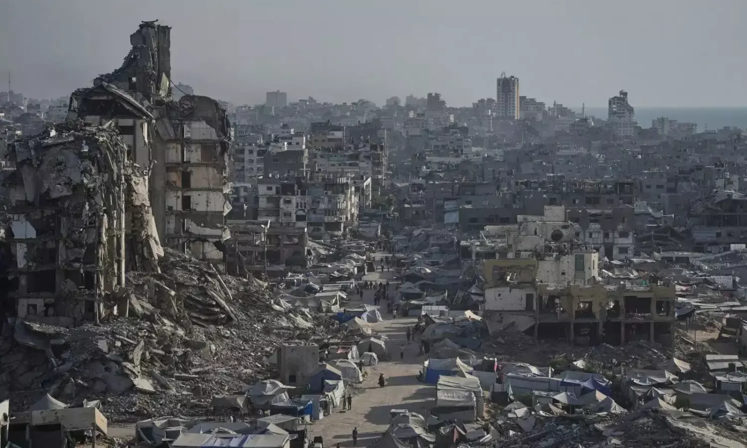 ಗಾಝಾ ನಗರದ ಮೇಲೆ ಇಸ್ರೇಲ್‍ ನಿಂದ ಬಾಂಬ್ ದಾಳಿ: ಕನಿಷ್ಠ 11 ಮಂದಿ ಮೃತ್ಯು