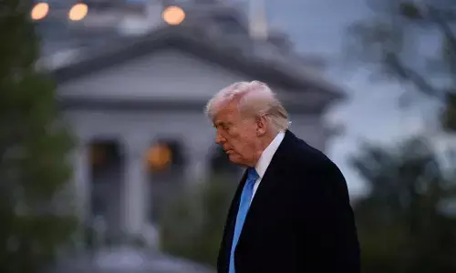 ಚೀನಾದೊಂದಿಗೆ ಸುಂಕದ ಒಪ್ಪಂದ ಗಡುವು 90 ದಿನ ವಿಸ್ತರಣೆ; ಕಾರ್ಯನಿರ್ವಾಹಕ ಆದೇಶಕ್ಕೆ ಟ್ರಂಪ್ ಸಹಿ