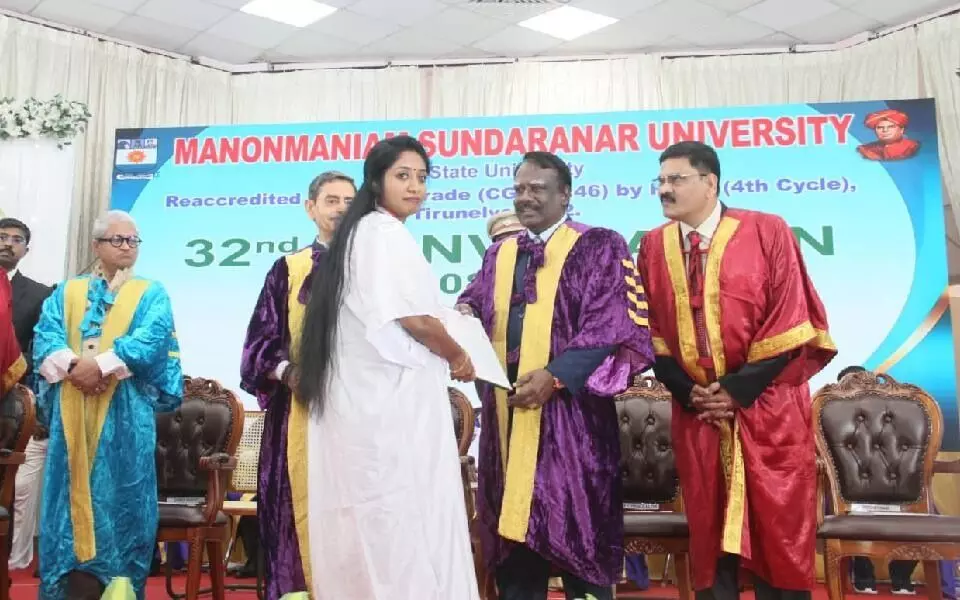 ತಮಿಳುನಾಡು | ಘಟಿಕೋತ್ಸವದಲ್ಲಿ ರಾಜ್ಯಪಾಲರಿಂದ ಡಾಕ್ಟರೇಟ್ ಪದವಿ ಪ್ರಮಾಣಪತ್ರ ಪಡೆಯಲು ನಿರಾಕರಿಸಿದ ಸಂಶೋಧಕಿ