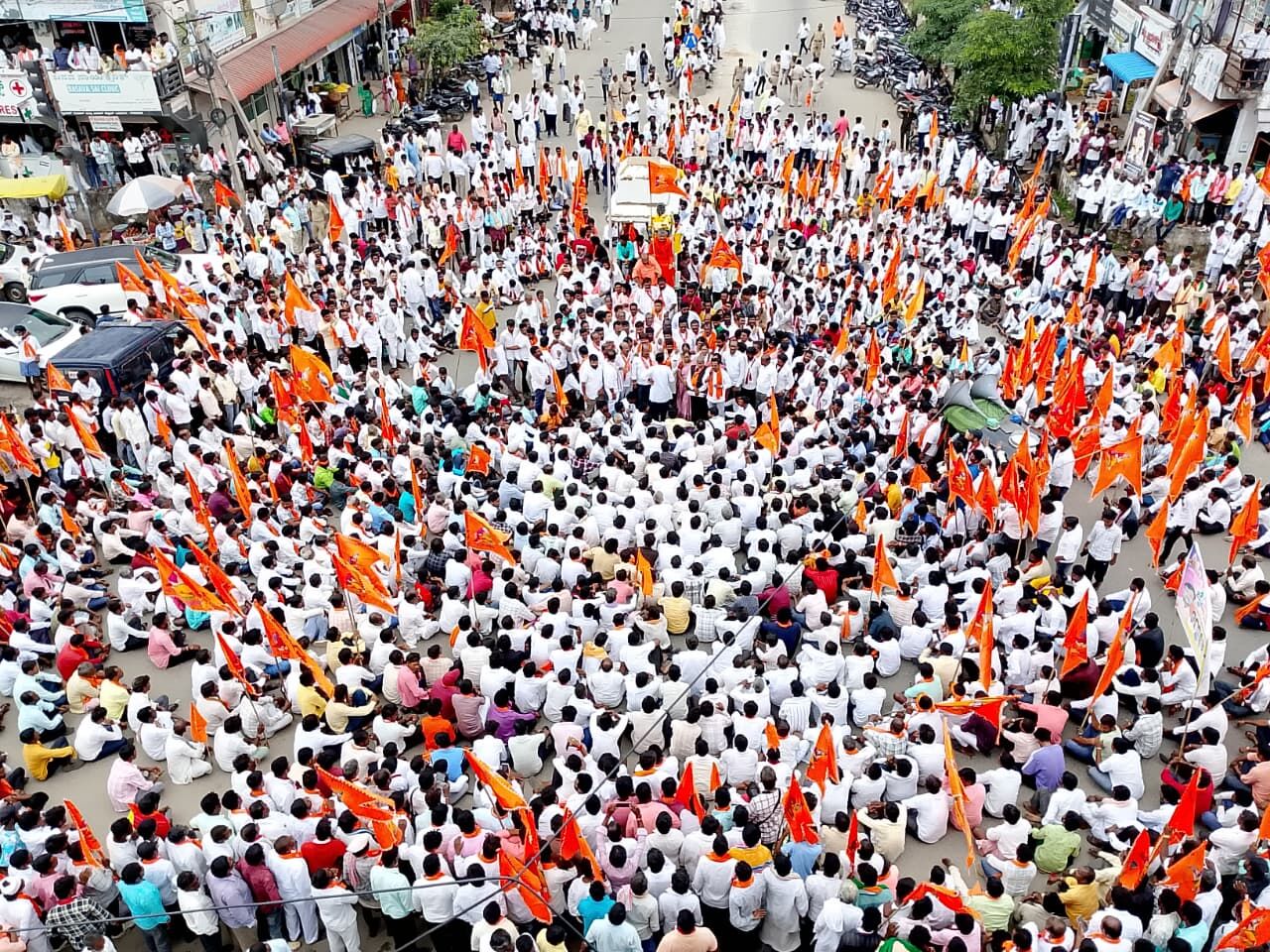 ಯಾದಗಿರಿ: ವಿವಿಧ ಬೇಡಿಕೆಗಳ ಈಡೇರಿಕೆಗೆ ಆಗ್ರಹಿಸಿ ವಾಲ್ಮೀಕಿ ನಾಯಕ ಸಮಾಜದಿಂದ ಬೃಹತ್ ಪ್ರತಿಭಟನೆ