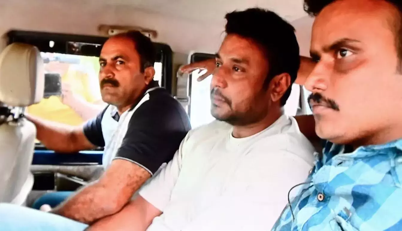 ರೇಣುಕಾಸ್ವಾಮಿ ಹತ್ಯೆ ಪ್ರಕರಣ | ಜಾಮೀನು ರದ್ದು ಬೆನ್ನಲ್ಲೇ ನಟ ದರ್ಶನ್‌ರನ್ನು ಬಂಧಿಸಿದ ಪೊಲೀಸರು