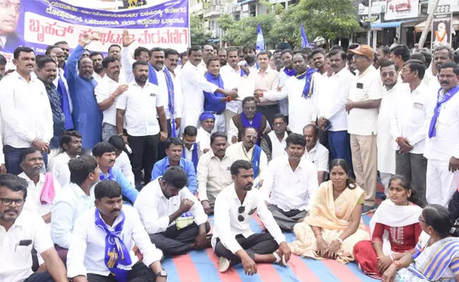 ಯಾದಗಿರಿ | ನ್ಯಾ.ನಾಗಮೋಹನ್ ದಾಸ್ ವರದಿ ತಿರಸ್ಕರಿಸಲು ಸರಕಾರಕ್ಕೆ ಬಲಗೈ ಸಮುದಾಯದಿಂದ ಒತ್ತಾಯ