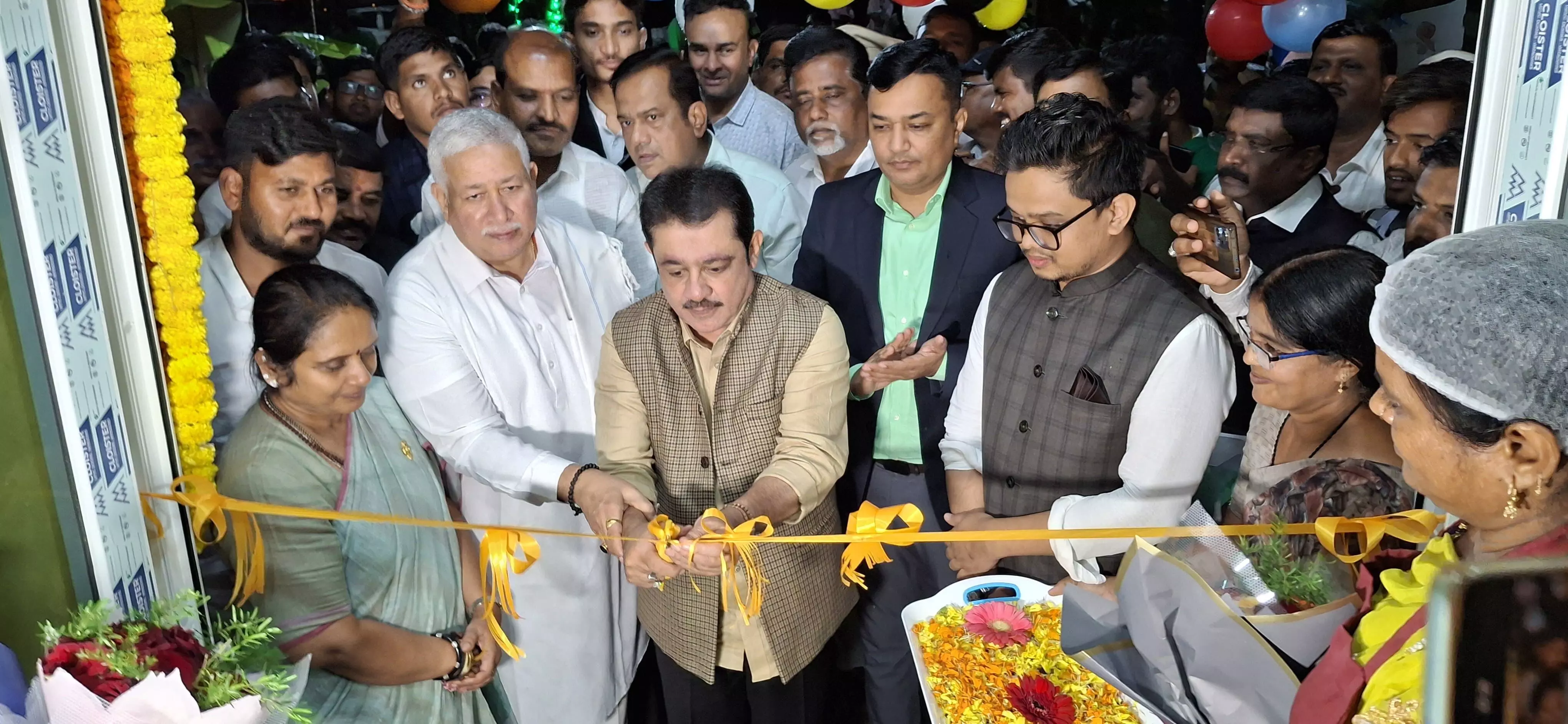 ಹೊಸಪೇಟೆ | ಅಕ್ಕ ಕೆಫೆ ಲೋಕಾರ್ಪಣೆ ಮಾಡಿದ ಸಚಿವ ಝಮೀರ್ ಅಹ್ಮದ್