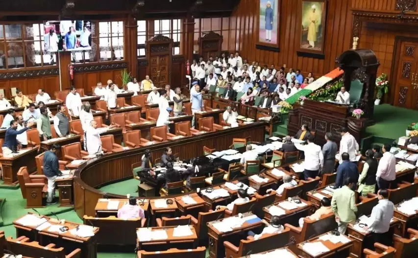 ಮುಂಗಾರು ಅಧಿವೇಶನ | ಸರಕು ಸೇವೆಗಳ ತಿದ್ದುಪಡಿ ವಿಧೇಯಕಕ್ಕೆ ವಿಧಾನಸಭೆಯಲ್ಲಿ ಅನುಮೋದನೆ ಮುಂಗಾರು ಅಧಿವೇಶನ | ಸರಕು ಸೇವೆಗಳ ತಿದ್ದುಪಡಿ ವಿಧೇಯಕಕ್ಕೆ ವಿಧಾನಸಭೆಯಲ್ಲಿ ಅನುಮೋದನೆ