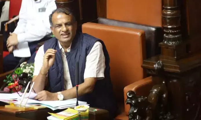 ವಿಧಾನ ಪರಿಷತ್ ಕಲಾಪ ನಡೆಸಿದ ಶಾಸಕ ಮಂಜುನಾಥ ಭಂಡಾರಿ