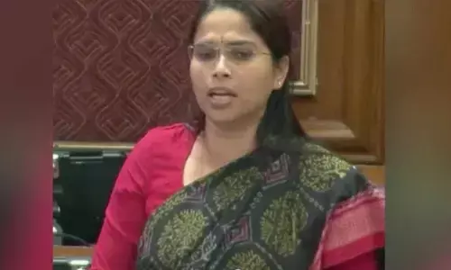 ಉತ್ತರ ಪ್ರದೇಶ ಸಿಎಂ ಆದಿತ್ಯನಾಥರನ್ನು ಹೊಗಳಿದ್ದ ಎಸ್‌ಪಿ ಶಾಸಕಿ ಪಕ್ಷದಿಂದ ಉಚ್ಚಾಟನೆ