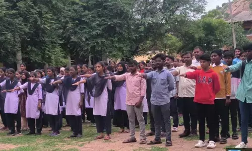 ಬಳ್ಳಾರಿ | ನಶ ಮುಕ್ತ ಭಾರತ ಅಭಿಯಾನ: ಶಾಲಾ-ಕಾಲೇಜುಗಳಲ್ಲಿ ಸಾಮೂಹಿಕ ಪ್ರತಿಜ್ಞೆ ಸ್ವೀಕಾರ