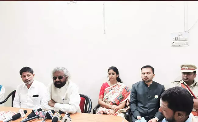 ಶಿಥಿಲಾವಸ್ಥೆಗೆ ತಲುಪಿದ ಶಾಲೆಗಳ ಬಗ್ಗೆ ಶಿಕ್ಷಣ ಇಲಾಖೆಯು ಸಮರ್ಪಕ ಪ್ರಸ್ತಾವನೆ ಸಲ್ಲಿಸುತ್ತಿಲ್ಲ : ಸಚಿವ ಈಶ್ವರ್ ಖಂಡ್ರೆ ಶಿಥಿಲಾವಸ್ಥೆಗೆ ತಲುಪಿದ ಶಾಲೆಗಳ ಬಗ್ಗೆ ಶಿಕ್ಷಣ ಇಲಾಖೆಯು ಸಮರ್ಪಕ ಪ್ರಸ್ತಾವನೆ ಸಲ್ಲಿಸುತ್ತಿಲ್ಲ : ಸಚಿವ ಈಶ್ವರ್ ಖಂಡ್ರೆ