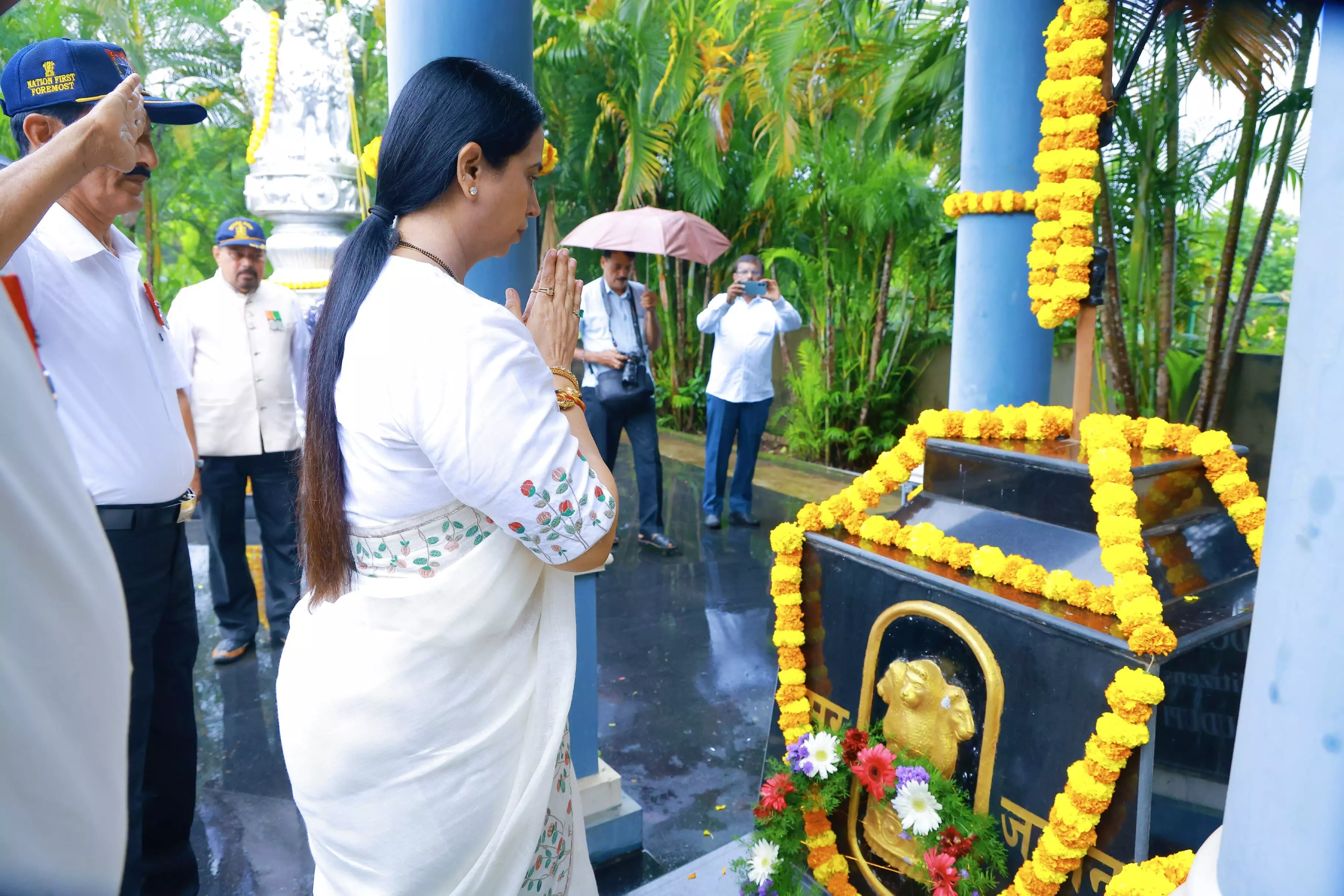 ಉಡುಪಿ: ಹುತಾತ್ಮರಿಗೆ ಗೌರವ ಸಮರ್ಪಣೆ ಉಡುಪಿ: ಹುತಾತ್ಮರಿಗೆ ಗೌರವ ಸಮರ್ಪಣೆ