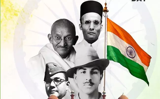 ಸ್ವಾತಂತ್ರ್ಯ ದಿನದಂದು ವಿವಾದ ಸೃಷ್ಟಿಸಿದ ಸರಕಾರದ ಪೋಸ್ಟರ್; ಗಾಂಧಿ, ಭಗತ್ ಸಿಂಗ್‌ ಗಿಂತ ಮೇಲೆ ಸಾವರ್ಕರ್ ಚಿತ್ರ