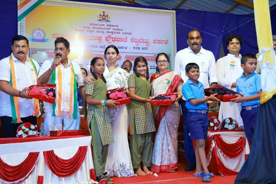 ವಿದ್ಯಾರ್ಥಿಗಳು ಶಿಕ್ಷಣಕ್ಕೆ, ಸಮಯಕ್ಕೆ ಮಹತ್ವ ನೀಡಿ: ಸಚಿವೆ ಹೆಬ್ಬಾಳ್ಕರ್