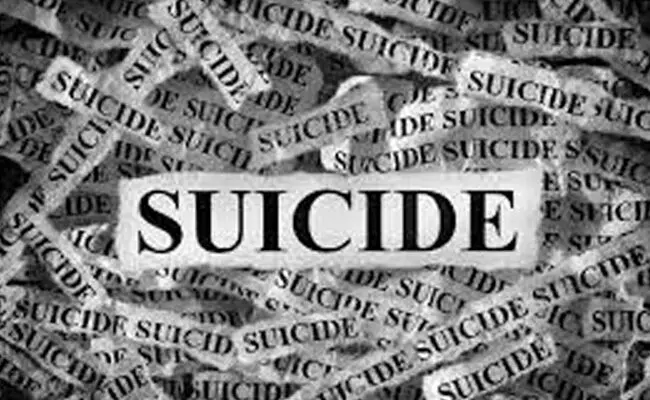 ಬಳ್ಳಾರಿಯ ಮೋಕಾ ಪೊಲೀಸ್ ಠಾಣೆಯ ಪಿಎಸ್ಐ ಪತ್ನಿ ಆತ್ಮಹತ್ಯೆ ಬಳ್ಳಾರಿಯ ಮೋಕಾ ಪೊಲೀಸ್ ಠಾಣೆಯ ಪಿಎಸ್ಐ ಪತ್ನಿ ಆತ್ಮಹತ್ಯೆ